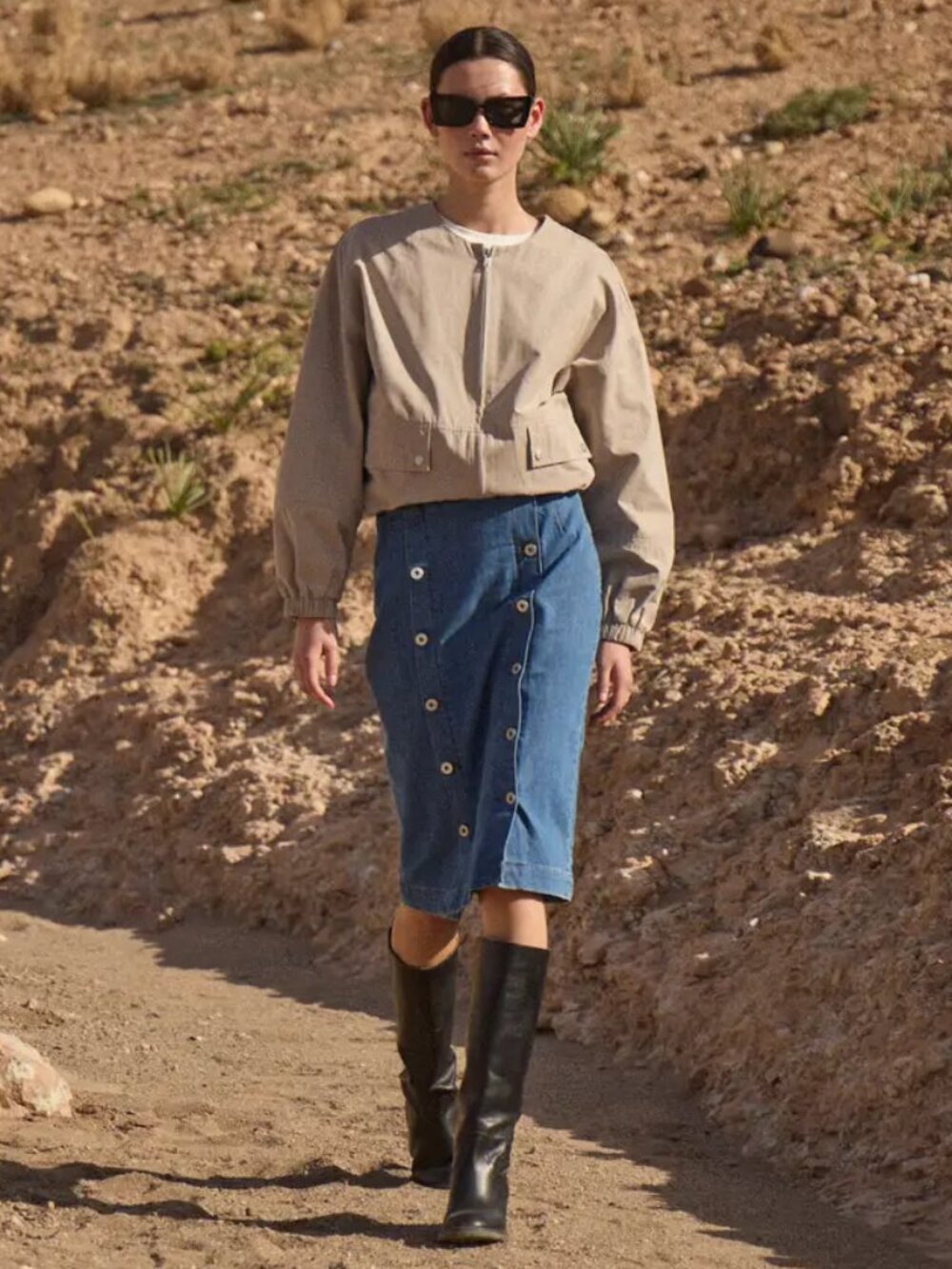 LIKE NEW! Anthropologie ICHI “Ihbonnies SK” Denim Skirt Size 6 (EUR 38)